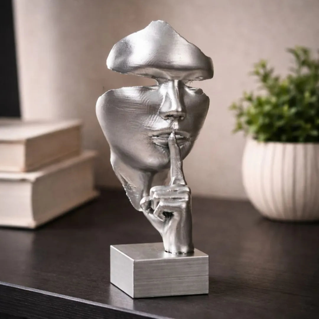 Silent Muse – Sculptural Expression of Thought